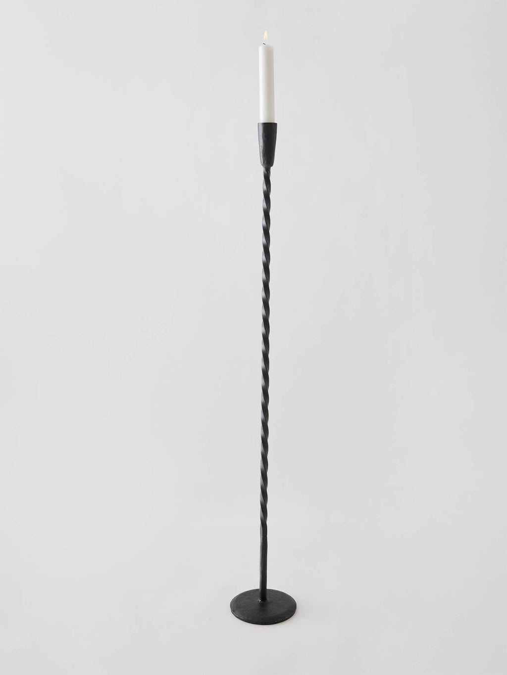 Twist floor candle holder - 31”