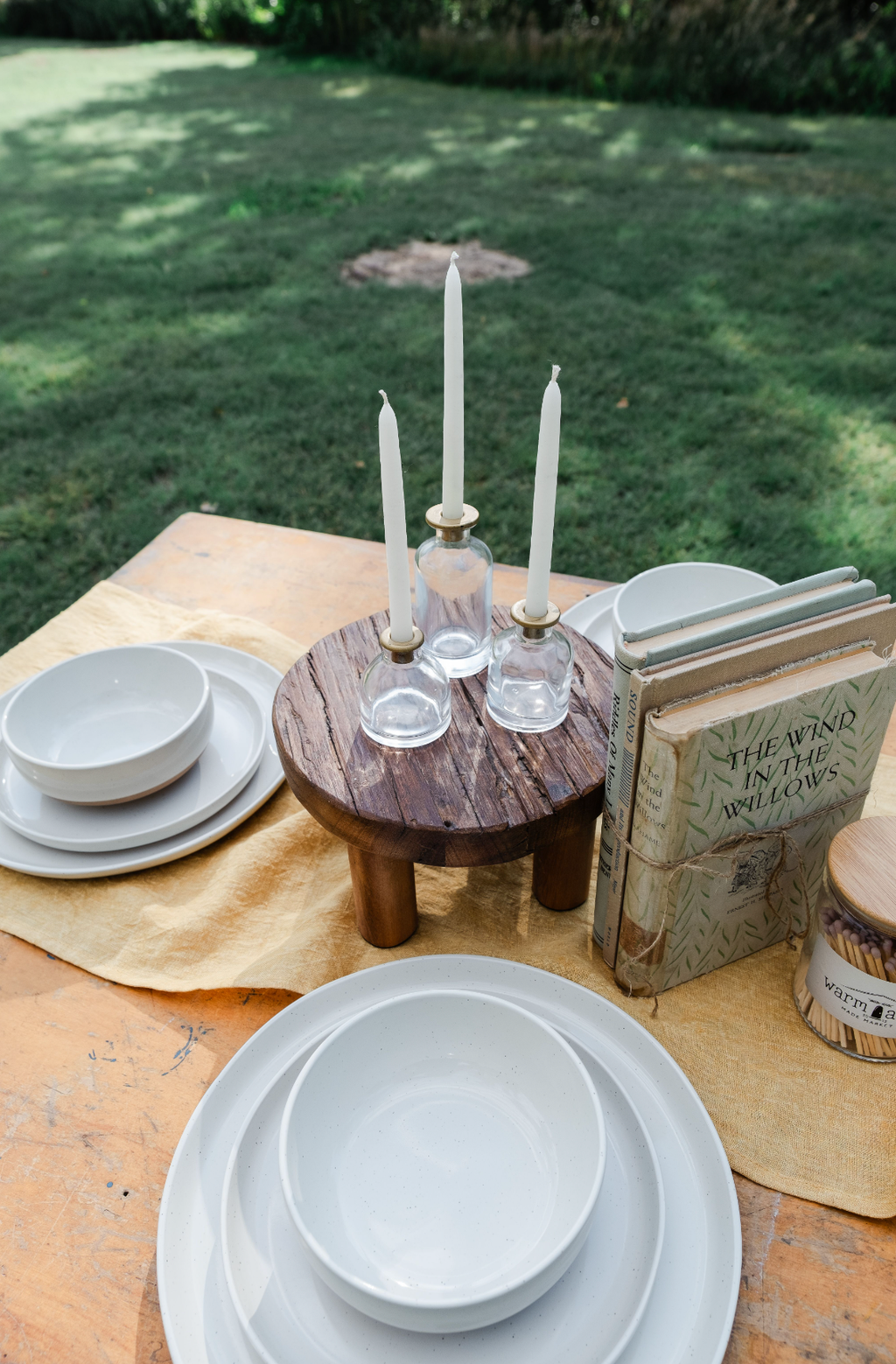 Round Stool Pedestal