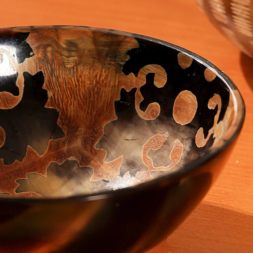 Polished Horn Bowl with Inside Burnt Pattern