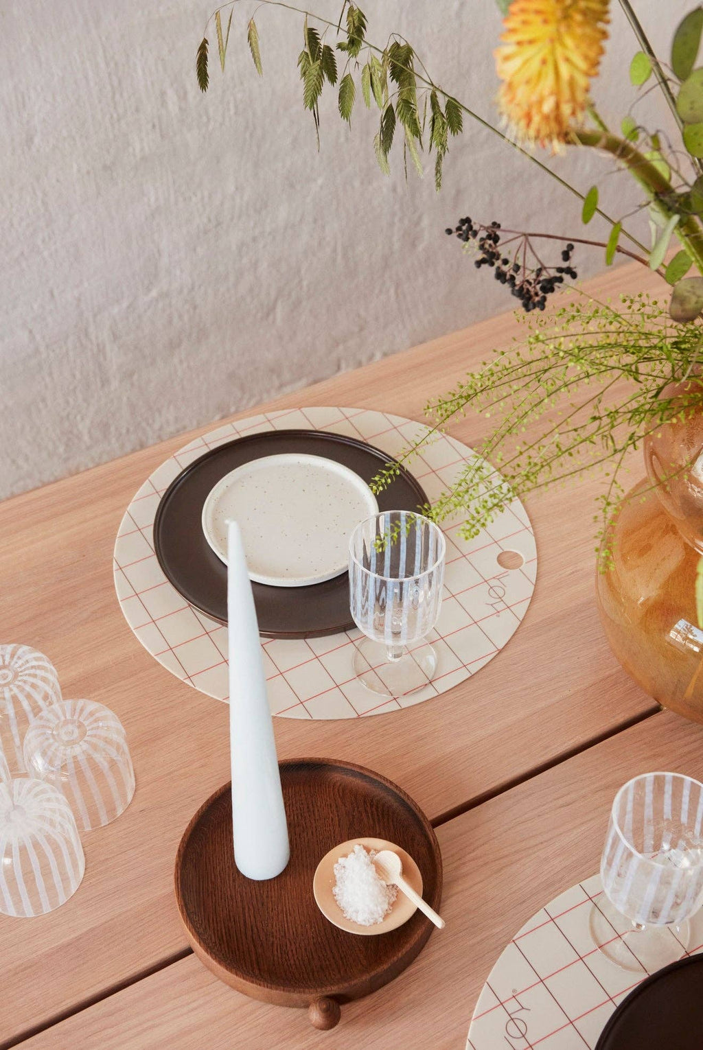 Inka Wood Tray Round - Small - Dark
