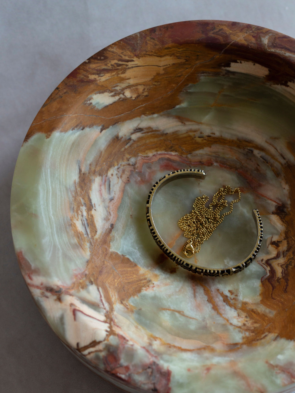 Platanus Collection Light Green Onyx 8" Honed Finish