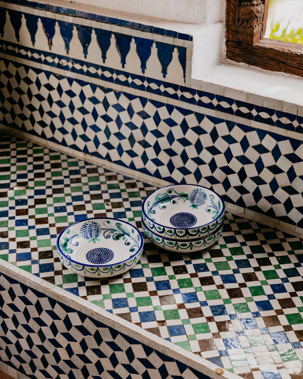 Large Ceramic Garlic Grater Plate - Blue Granada