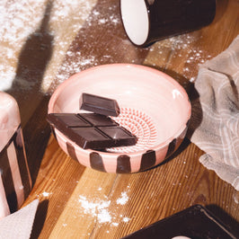 Ceramic Grater Bowl - Pink & Chocolate