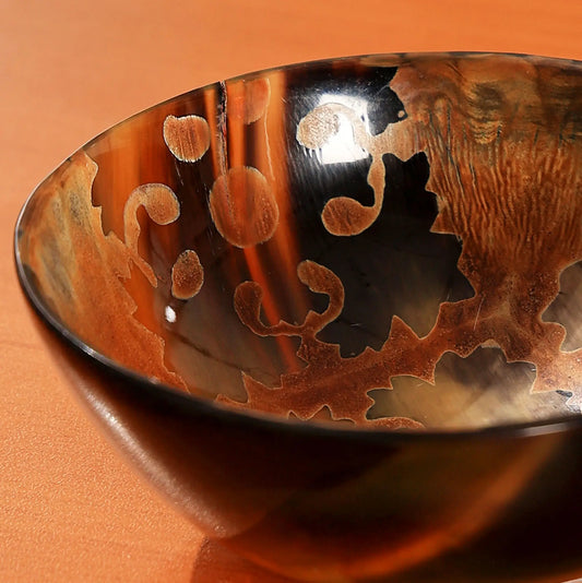 Polished Horn Bowl with Inside Burnt Pattern