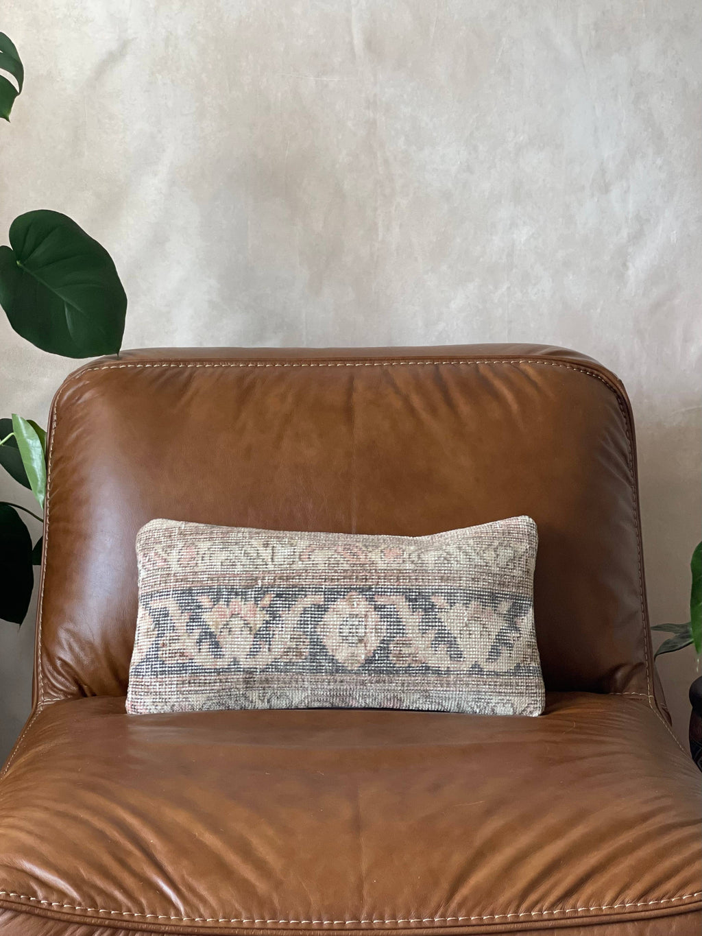 Lola | 10 x 20
Turkish Lumbar Pillow Cover