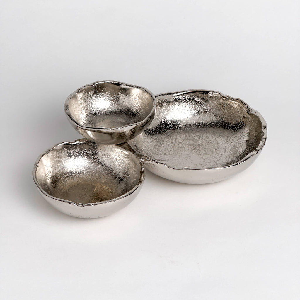 Silver Textured Aluminum 3-Bowl Cluster Dish