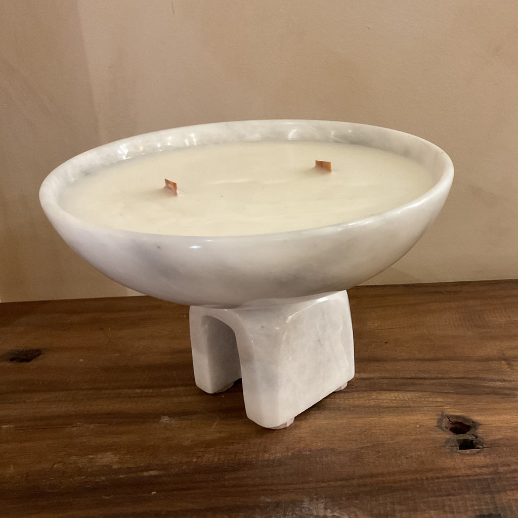 Raised Arched Bowl Sunny Gray Candle 24 oz