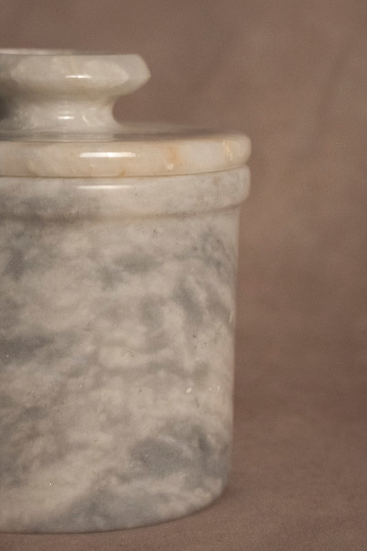 Butter Keeper - Sunny Gray- Marble