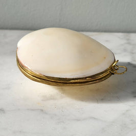 Mini Clam Trinket - Pill Box - Coin Purse
