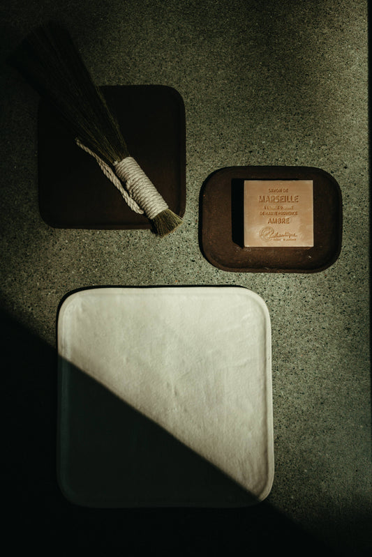 Elemental Square Tray L Rust