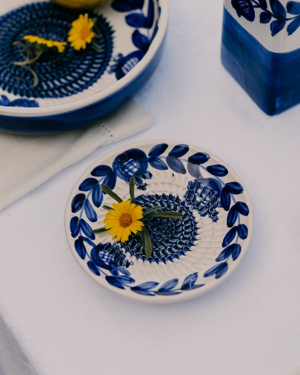 Ceramic Garlic Grater Plate - Small Blue Traditional - Nerja