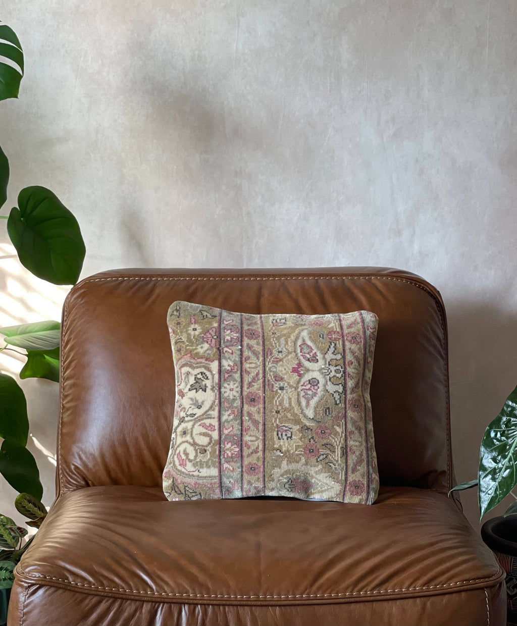 Ladic | 16' Turkish Rug Pillow
