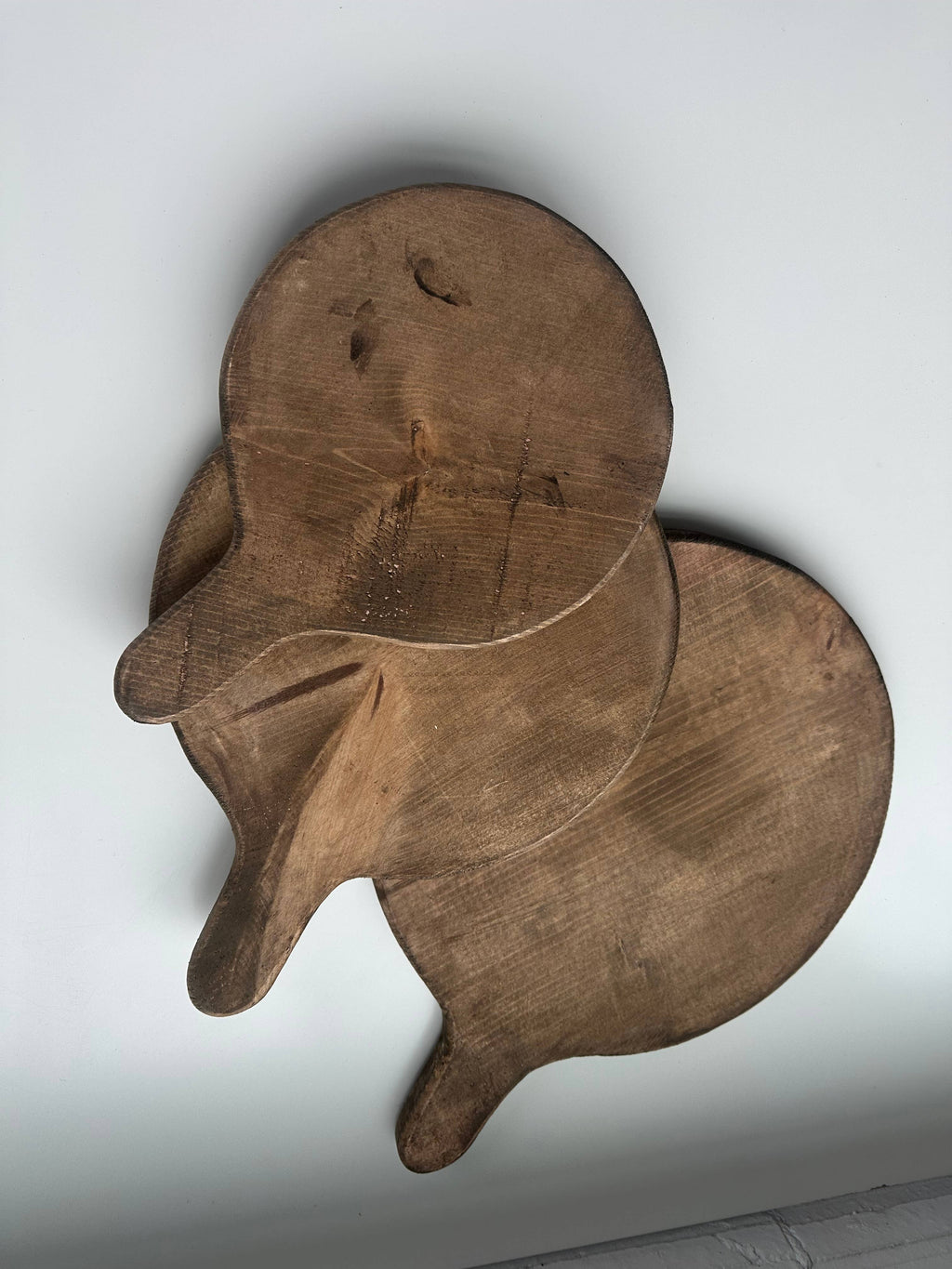 Round board with handle