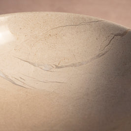 Classic Pedestal Bowl - Boticina - Marble - close-up detail