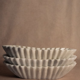 Heirloom Marble Oblong Fluted Bowl - Medium