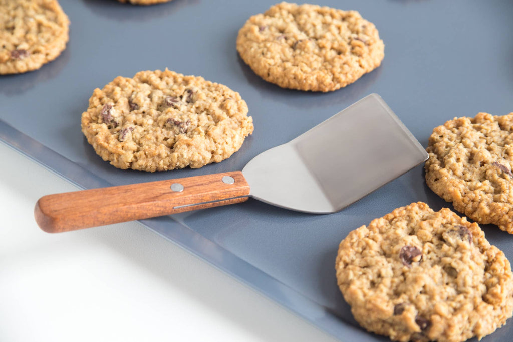 Cookie Spatula, Stainless Steel with Wood Handle, 7"