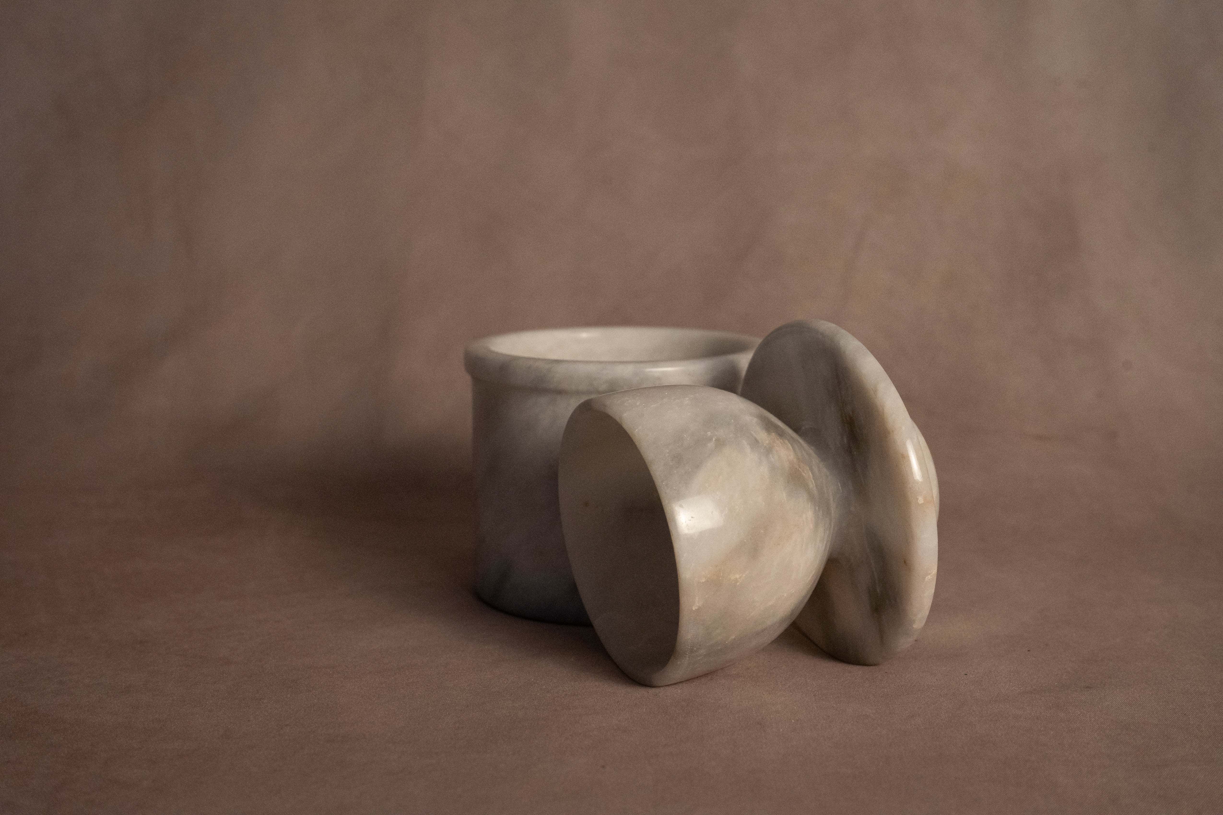 Butter Keeper - Sunny Gray- Marble