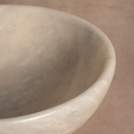 Classic Bowl - Sunny Gray Marble - Large - Close-up detail