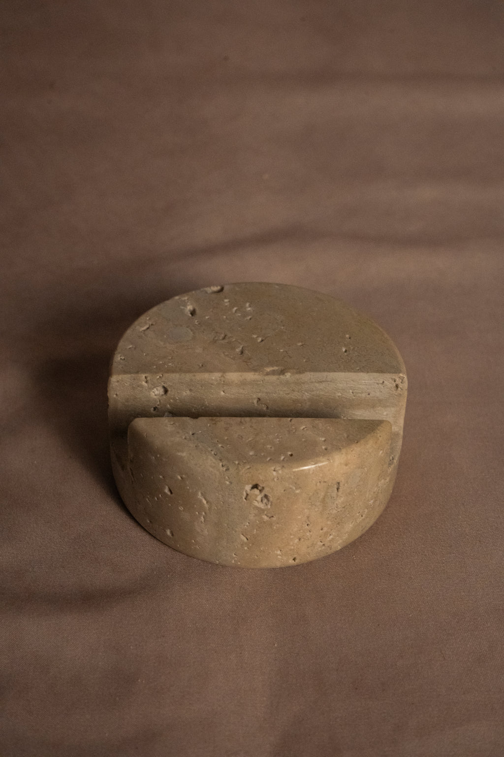 Mobile Holder - Travertine