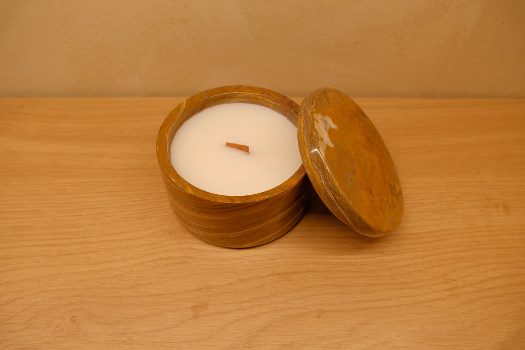 Onyx Candle - Moonlight - 7oz
