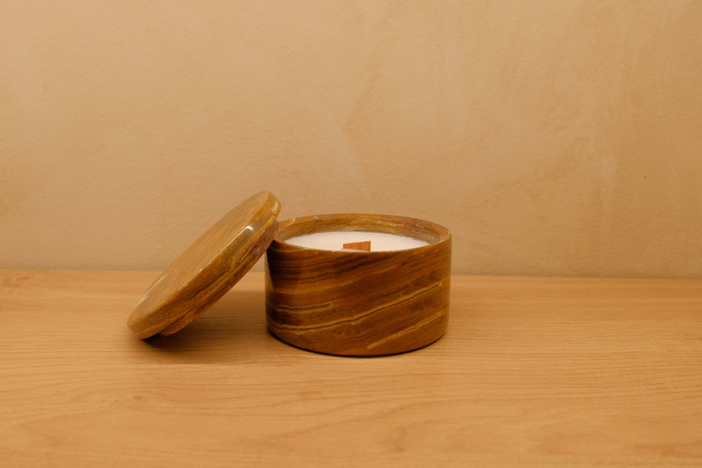 Onyx Candle - Moonlight - 7oz