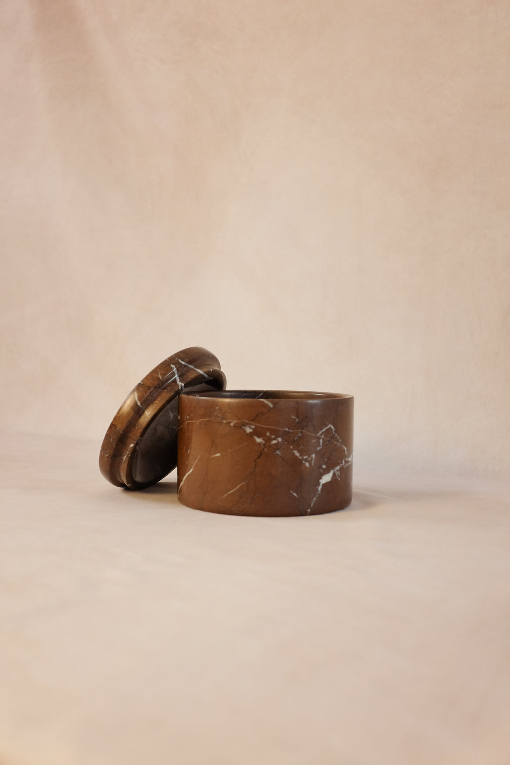 Round Keepsake - Chocolate Marble - Marble Box