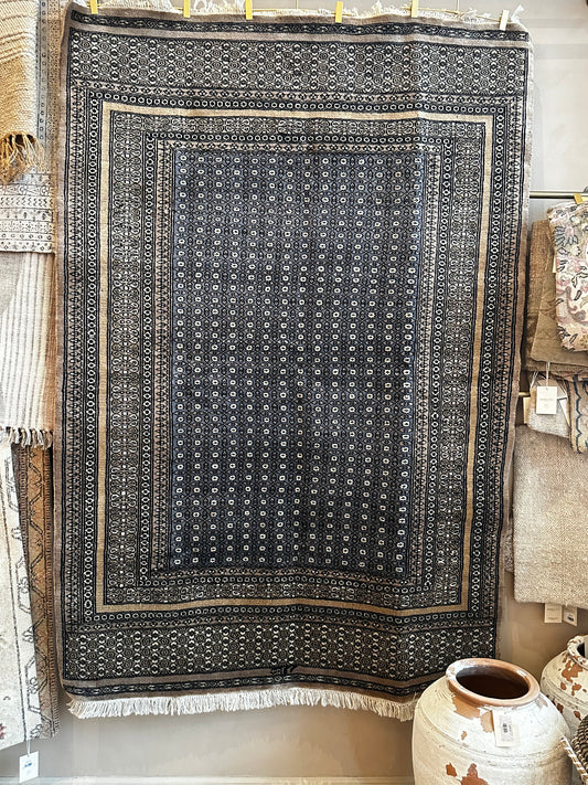 Silk Rug - Tapestry - 4' x 6' - 012
