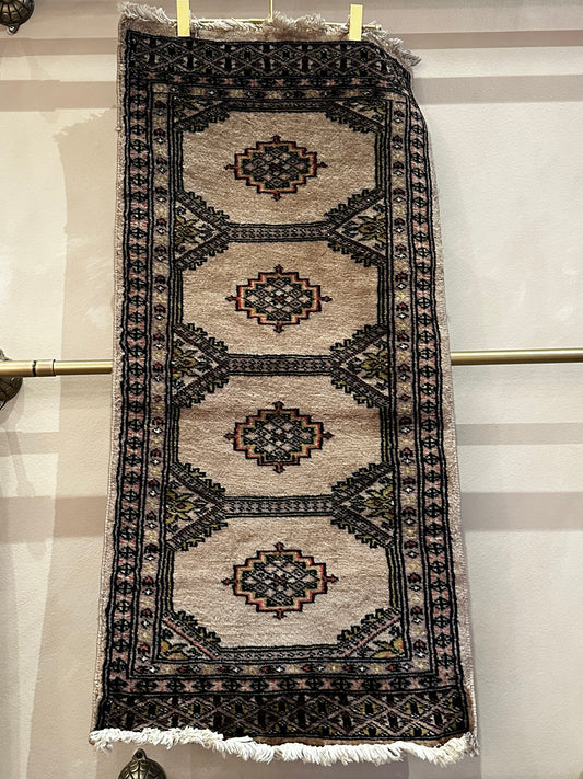 Silk Rug - Tapestry - 1.5x 3' - 002