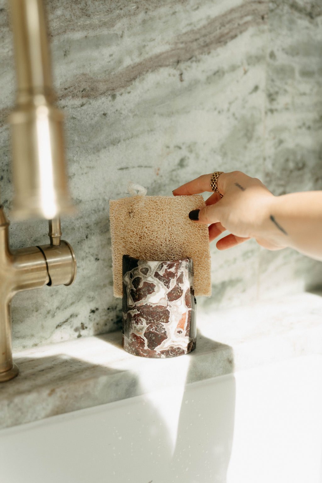 Red Marble Sponge Holder