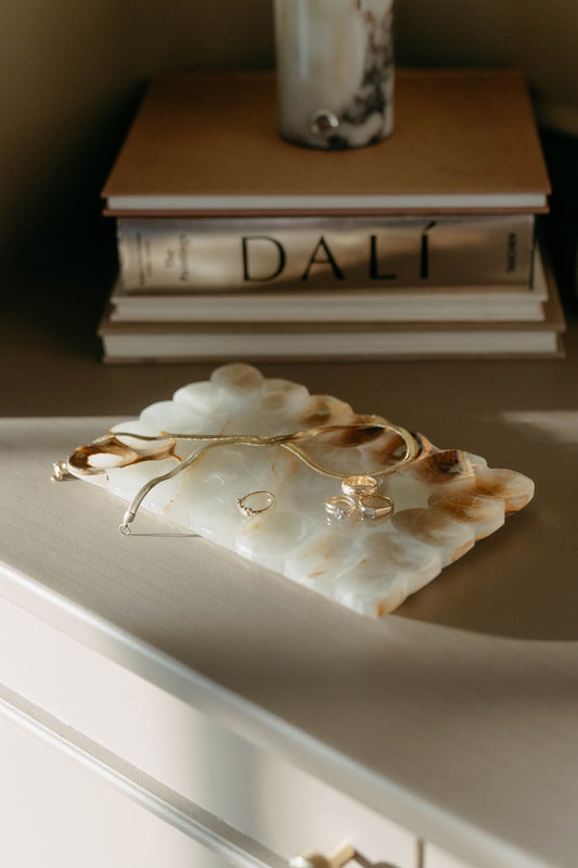 Onyx Pebbled Edge Tray - Elegant interior styling