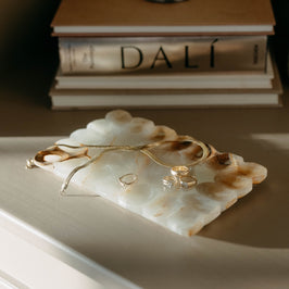 Onyx Pebbled Edge Tray - Elegant interior styling