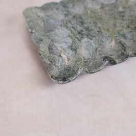 Green Marble Pebbled Edge Tray - premium material detail