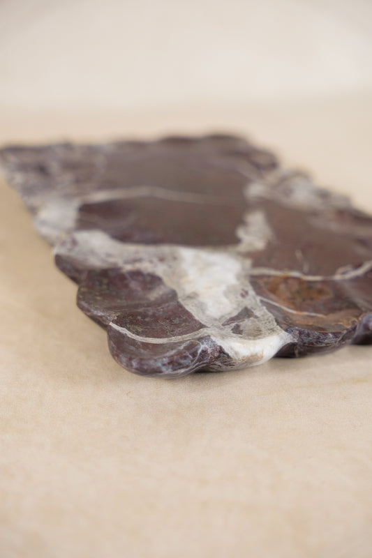 Red Marble Pebbled Edge Tray - close-up detail