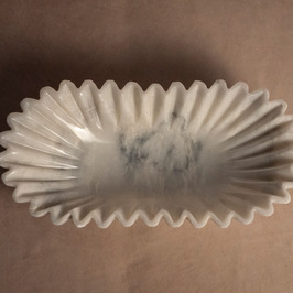 Heirloom Marble Oblong Fluted Bowl - Medium