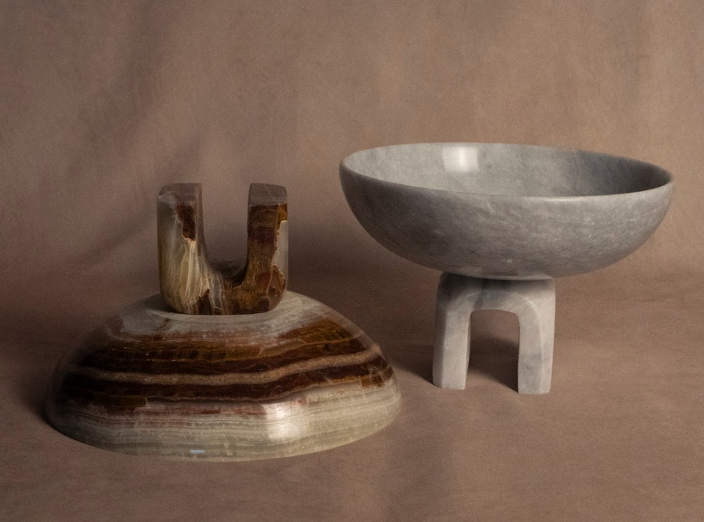Heirloom Raised Arched Bowl - Onyx