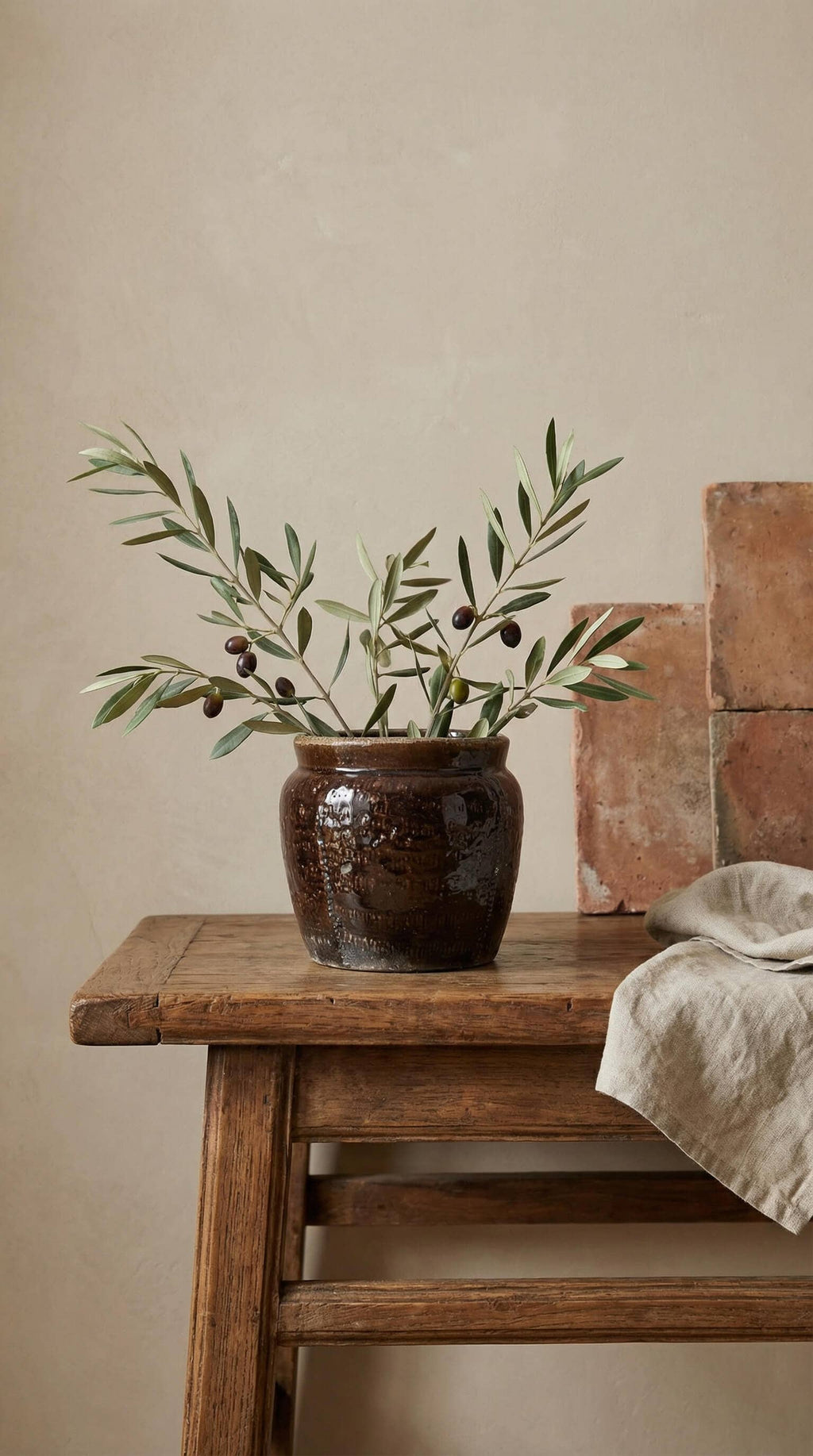 Terracotta Pot, Vintage Style, Cracked Finish - Pompeii