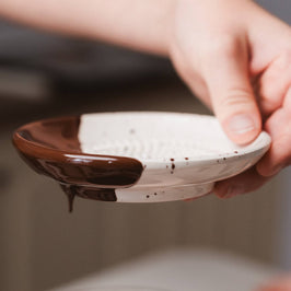 Small Ceramic Grater Plate - Brown