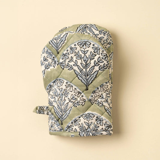 Sakura Block Print Oven Mitt - Green