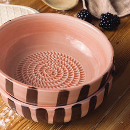Ceramic Grater Bowl - Pink & Chocolate