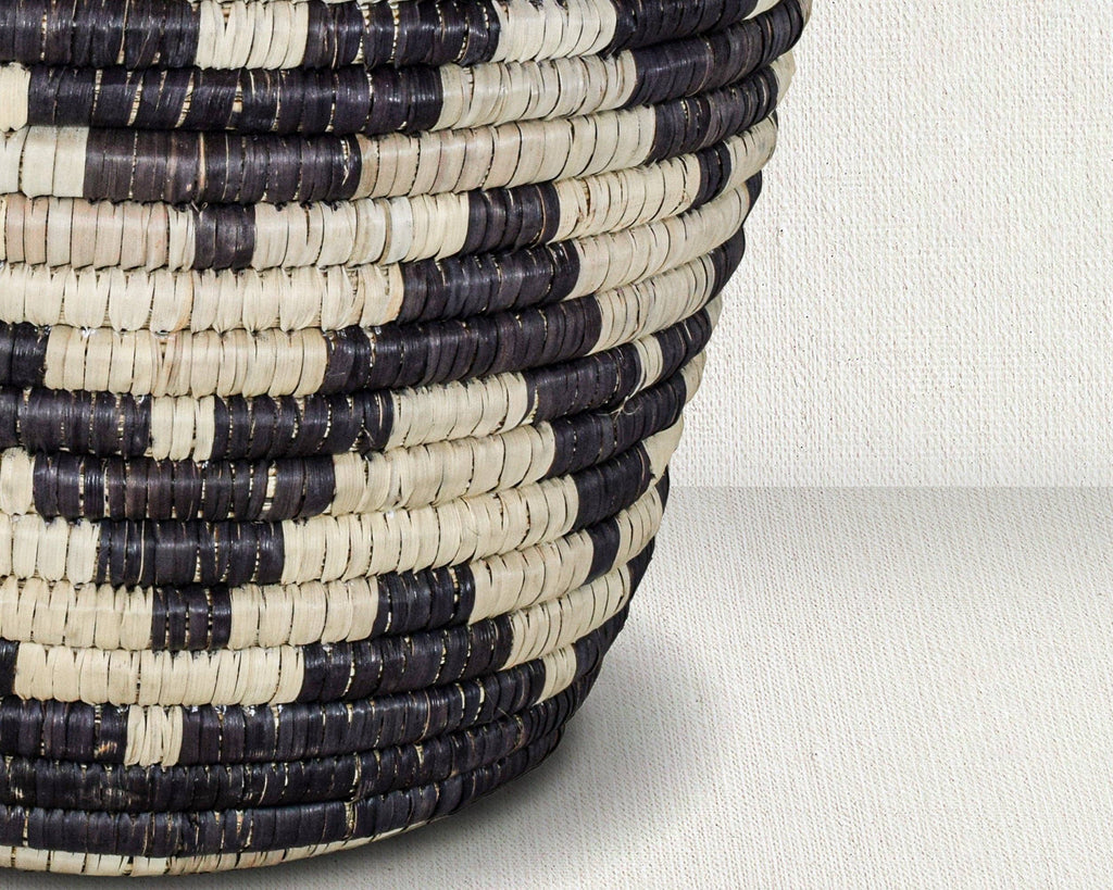 Black Kingra Woven Plant Pot Basket