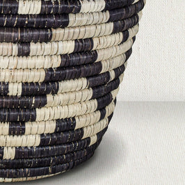 Black Kingra Woven Plant Pot Basket