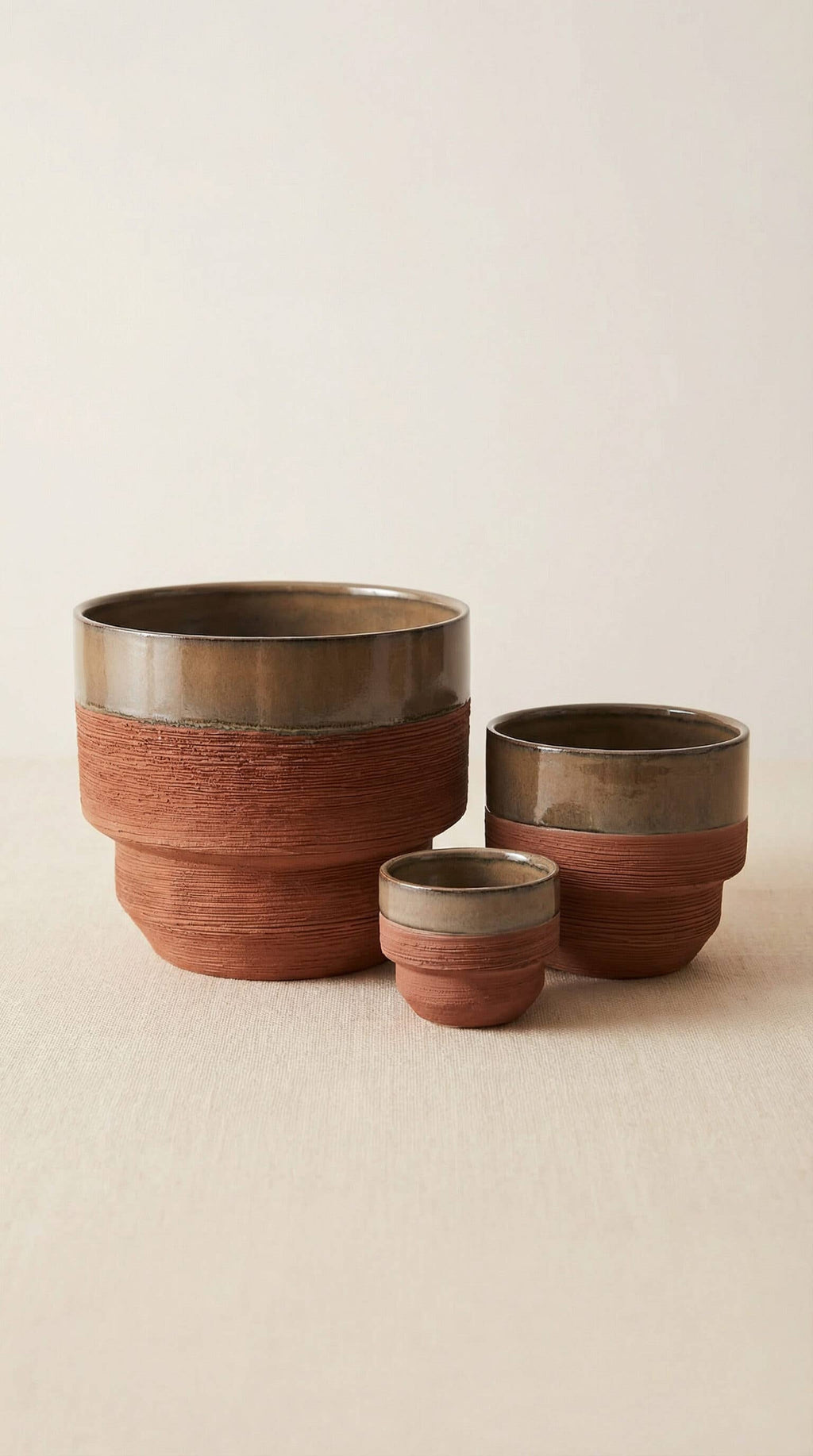 Ceramic Planter Pot, Two-Tone with Drainage - Freya