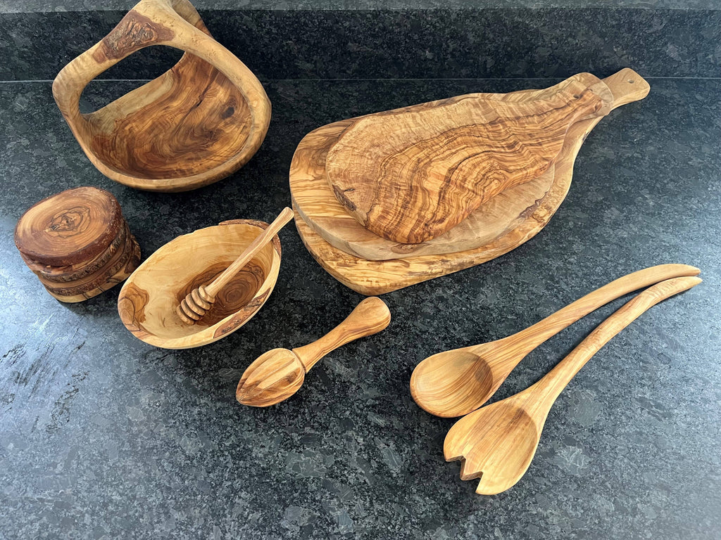 Lemon Squeezer Olive Wood Natural