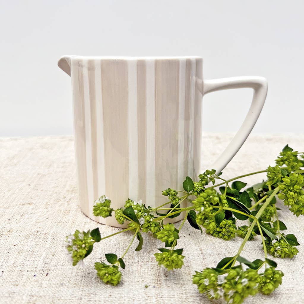 Sand striped pitcher L16 W10.5 H12cm