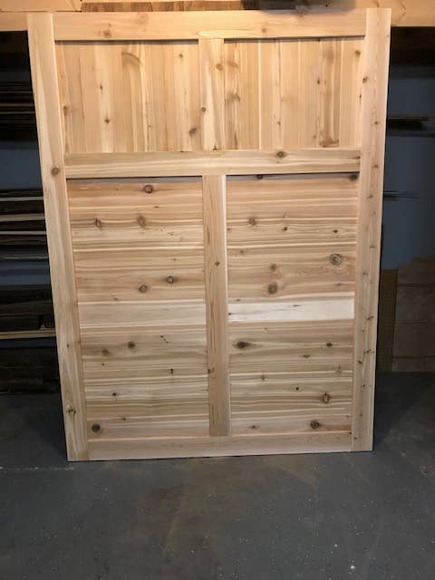 Round board with handle