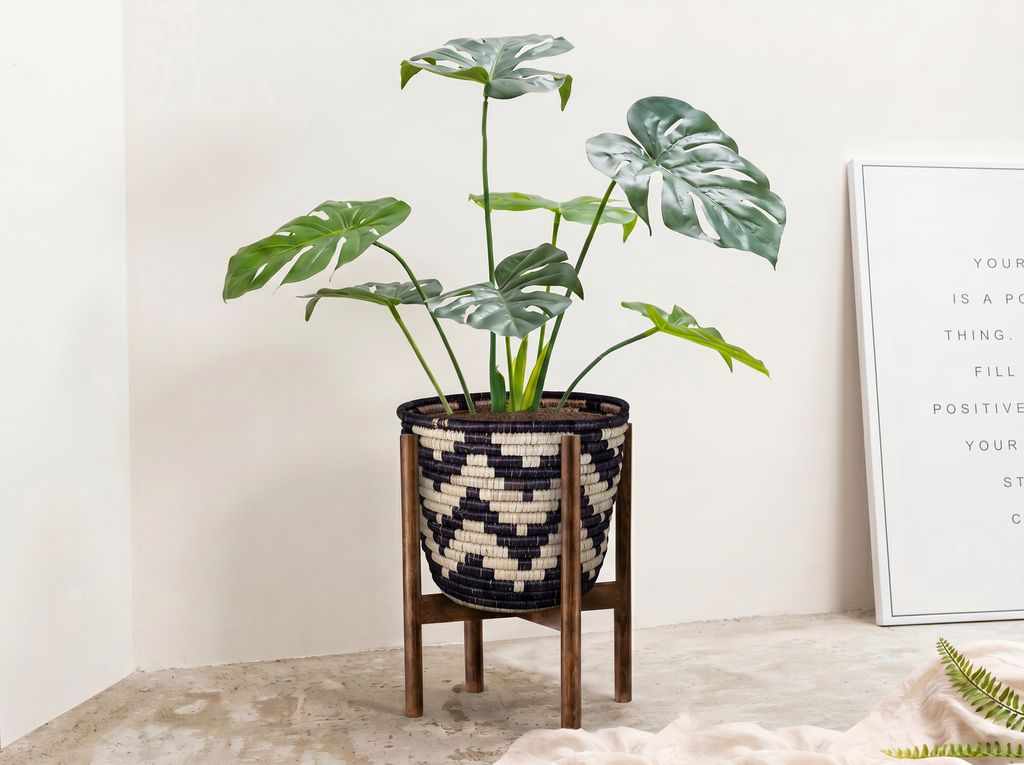 Black Kingra Woven Plant Pot Basket